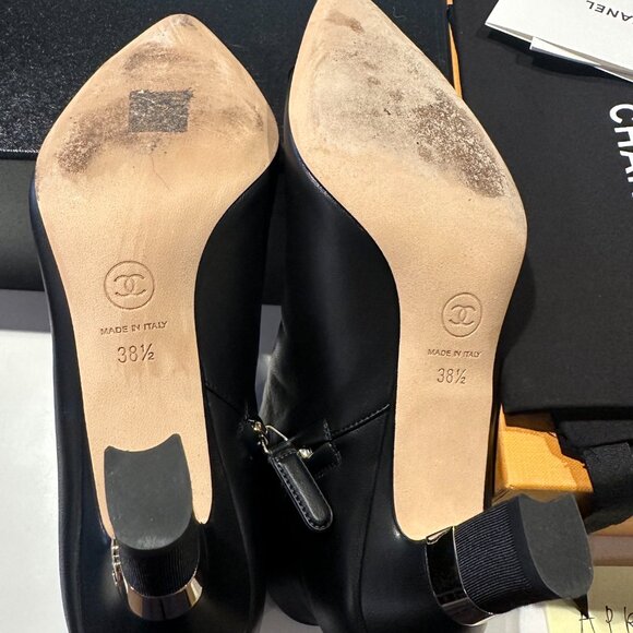 Lambskin Grosgrain Cap Toe Short Ankle Boots Black 38.5 - Picture 3 of 4